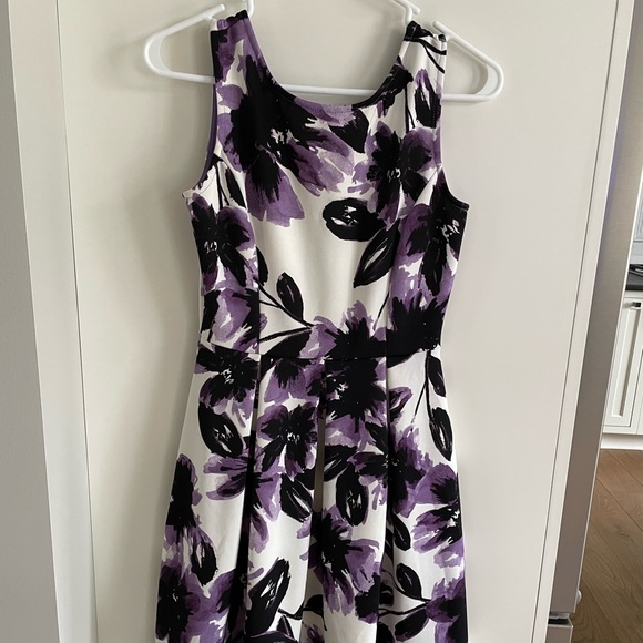 Gilli Dress - Picture 3 of 6